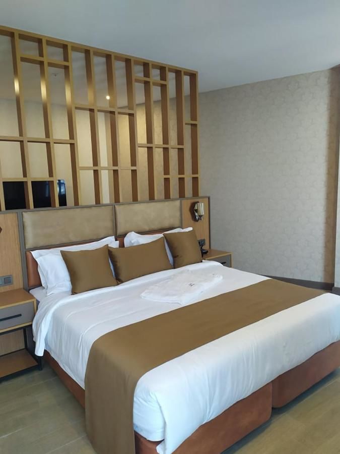 Отель New Wave Hotel Батуми-12