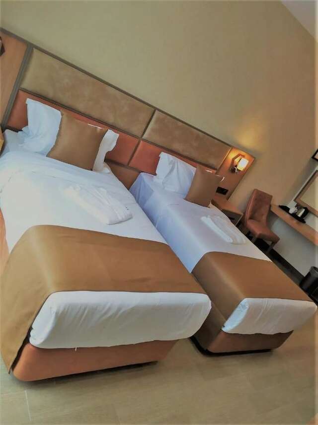 Отель New Wave Hotel Батуми-12
